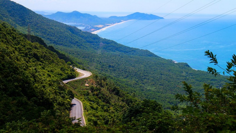 Day 6 Take In The Majestic View From Hai Van Pass