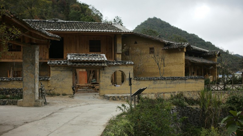Day 3 Wander The Stone Alleys Of Lo Lo Chai Where Culture Lives Quietly