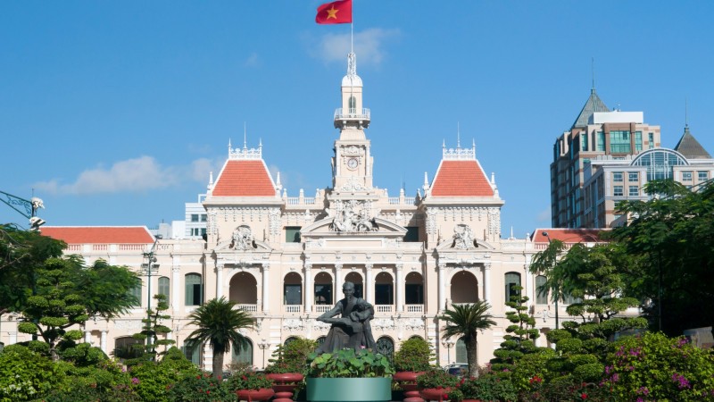 Day 1 Admire The People’s Committee Hall A Majestic French Colonial Building In The Heart Of Saigon