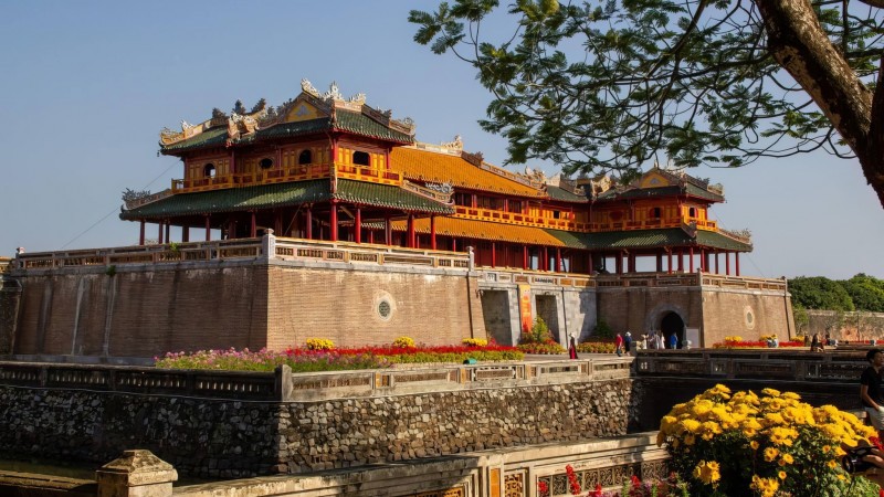 Day 6 Step Through Ngo Mon Gate And Travel Back To Vietnam’s Imperial Past