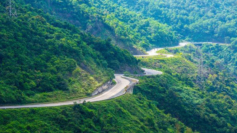 Day 7 Feel The Thrill Of The Open Road On Majestic Hai Van Pass