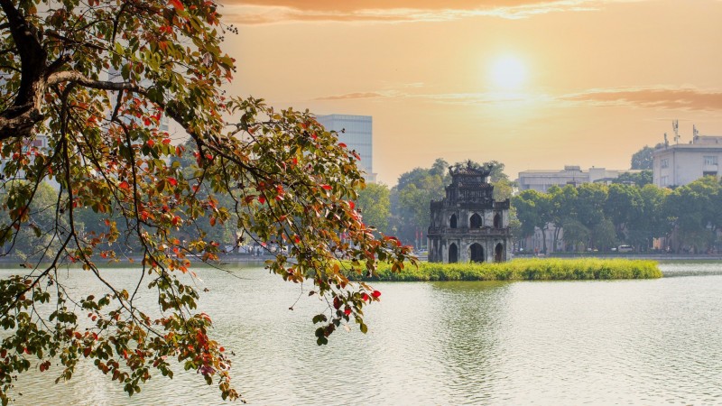 Day 2 Stroll Around Hoan Kiem Lake And Feel Hanoi’s Heartbeat