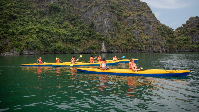 Day 5 Participate in various activities in the water