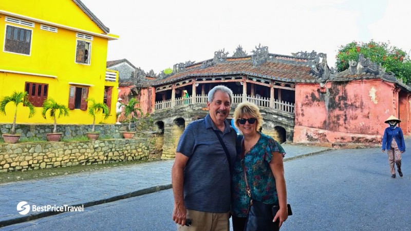 Day 9 Taking photos at the Japanese Covered Bridge in Hoi An