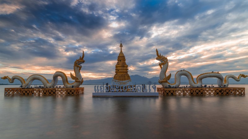 Day 4 Pause At The Tranquil Phayao Lake With Serene Waters And Mountain Backdrop