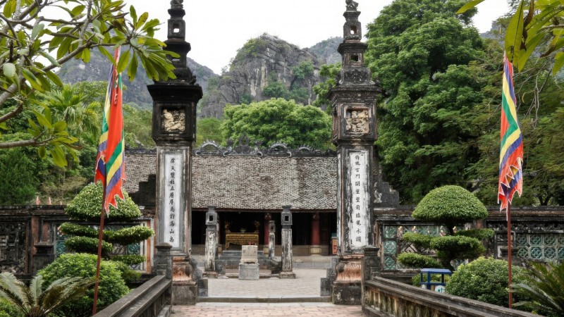 Day 8 Embrace Cultural Heritage While Visiting Dinh King Temple