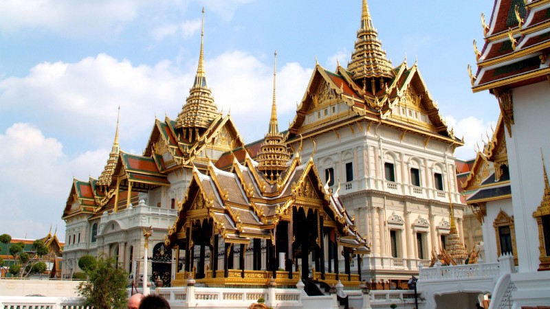Day 13 Gaze At Golden Spires And Sacred Halls Of Wat Phra Kaew