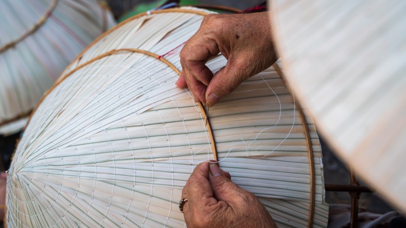 Watch Skilled Artisan Craft Vietnam’s Iconic Conical Hat By Hand