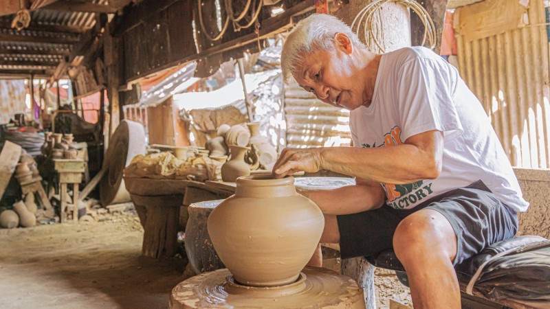 Watch Artisan Skillfully Shape Clay Into Beautiful Ceramic Pieces