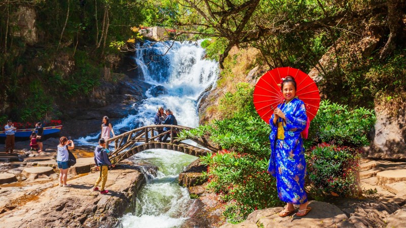 Day 2 Enjoy Peaceful Moments Amid Scenic Landscapes At Datanla Waterfall