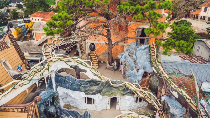 Day 2 Explore The Whimsical Crazy House With Its Surreal And Unique Architecture