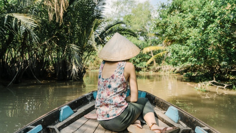 Day 4 Enjoy A Peaceful Journey On A Sampan Boat Through Shaded Waterways