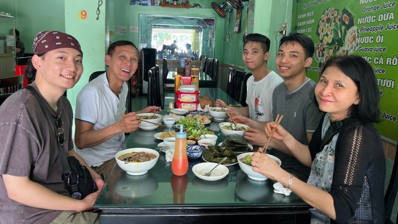Taste Of Hue By Night On Cyclo