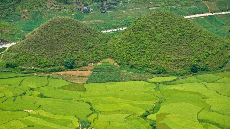Day 2 Discover Scenic Views Around Quan Ba Twin Mountains In Ha Giang