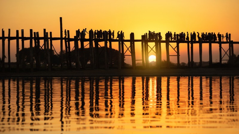 Day 5 Capture The Golden Reflections On U Bein Bridge