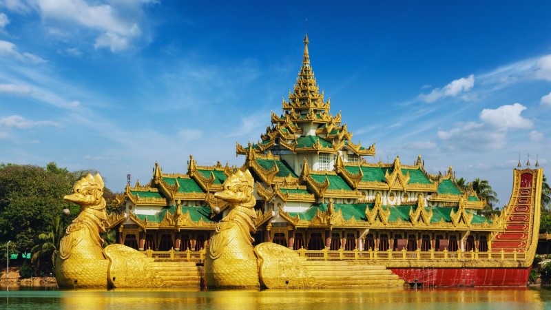 Day 1 Discover The Iconic Karaweik Hall On Kandawgyi Lake