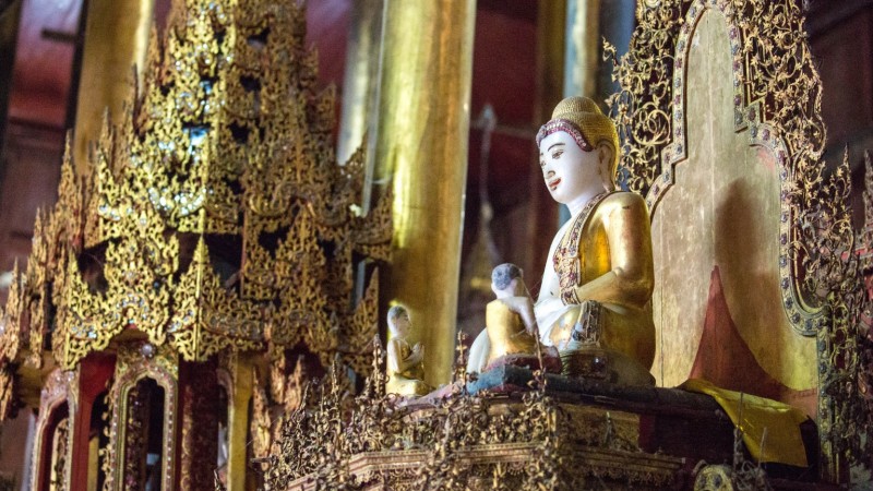 Day 6 Visit Nga Phe Kyaung Monastery And Meet Its Friendly Monks