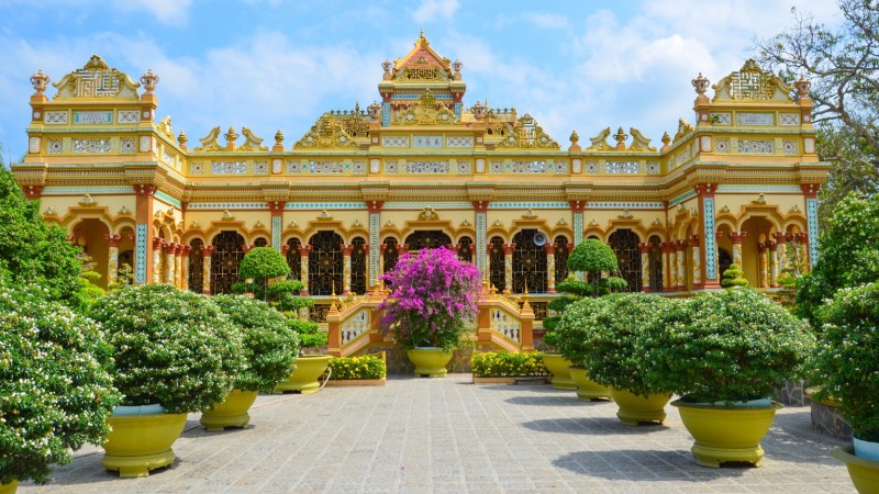 Day 15 Explore The Beautiful Vinh Trang Pagoda In My Tho