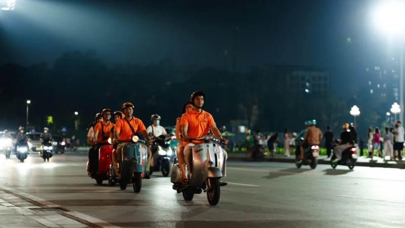 Hanoi Vespa Nightlife & Local Flavours Experience
