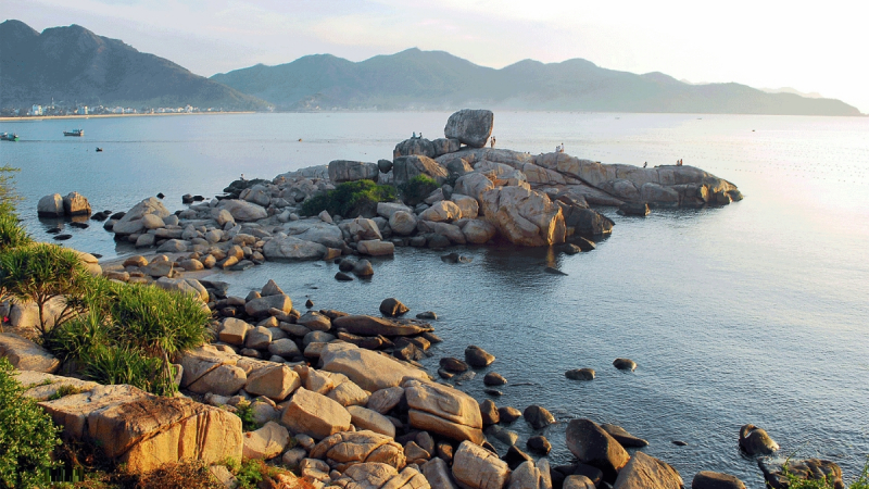 Spectacular View From Chong Promontory