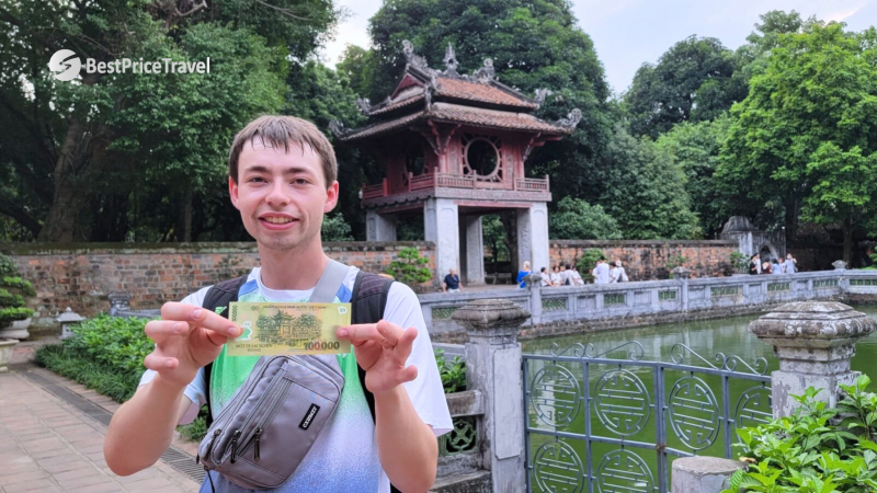 Day 2 See The Temple Of Literature From Banknotes To Real Life