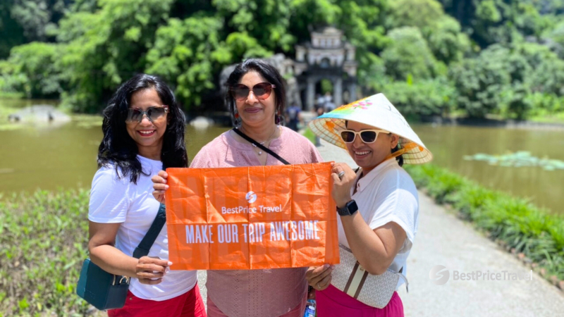 Day 3 Check In At Poetic Bich Dong Pagoda