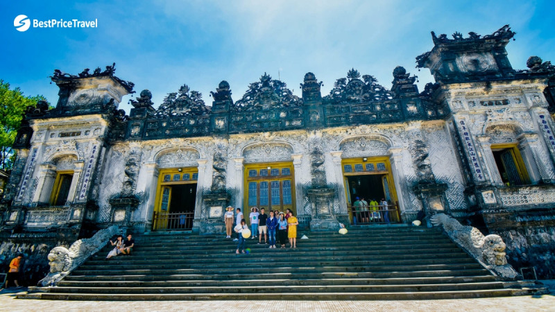Day 2 Explore The Ancient Khai Dinh Tomb