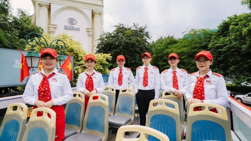 Pleasant Staff To Welcome Passengers