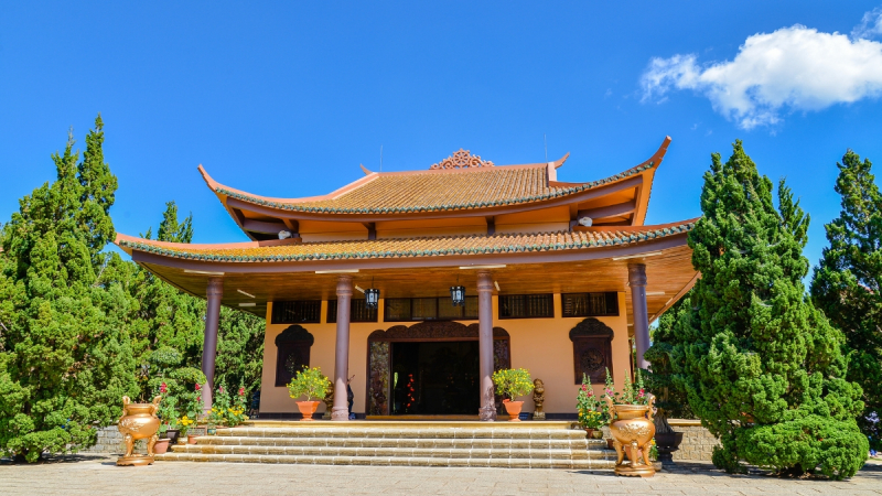 Visit Truc Lam Zen Monastery Of Da Lat