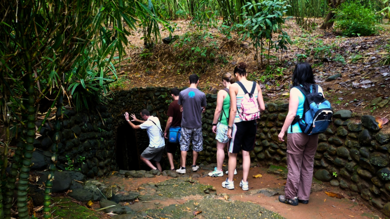 Discover Inside Vinh Moc Tunnels