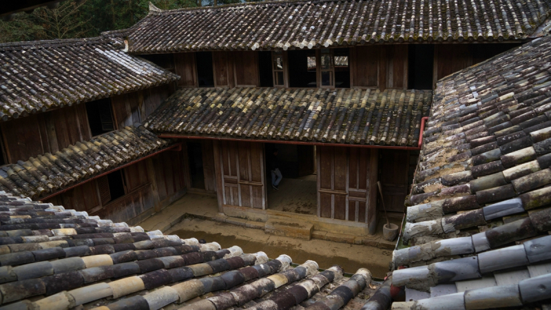Day 2 Explore Vuong Palace Of H'mong King