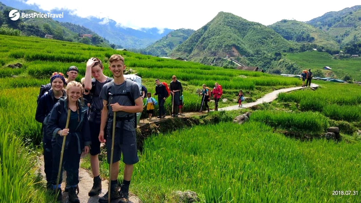 Trek To Cat Cat Village To Visit Black H'mong People