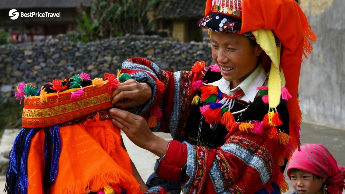 Meet The H'mong At Suoi Thau And Ma Tra Villages