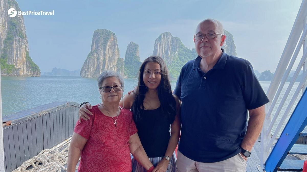 Relax With The Memorable Moment In The Great Ha Long Bay