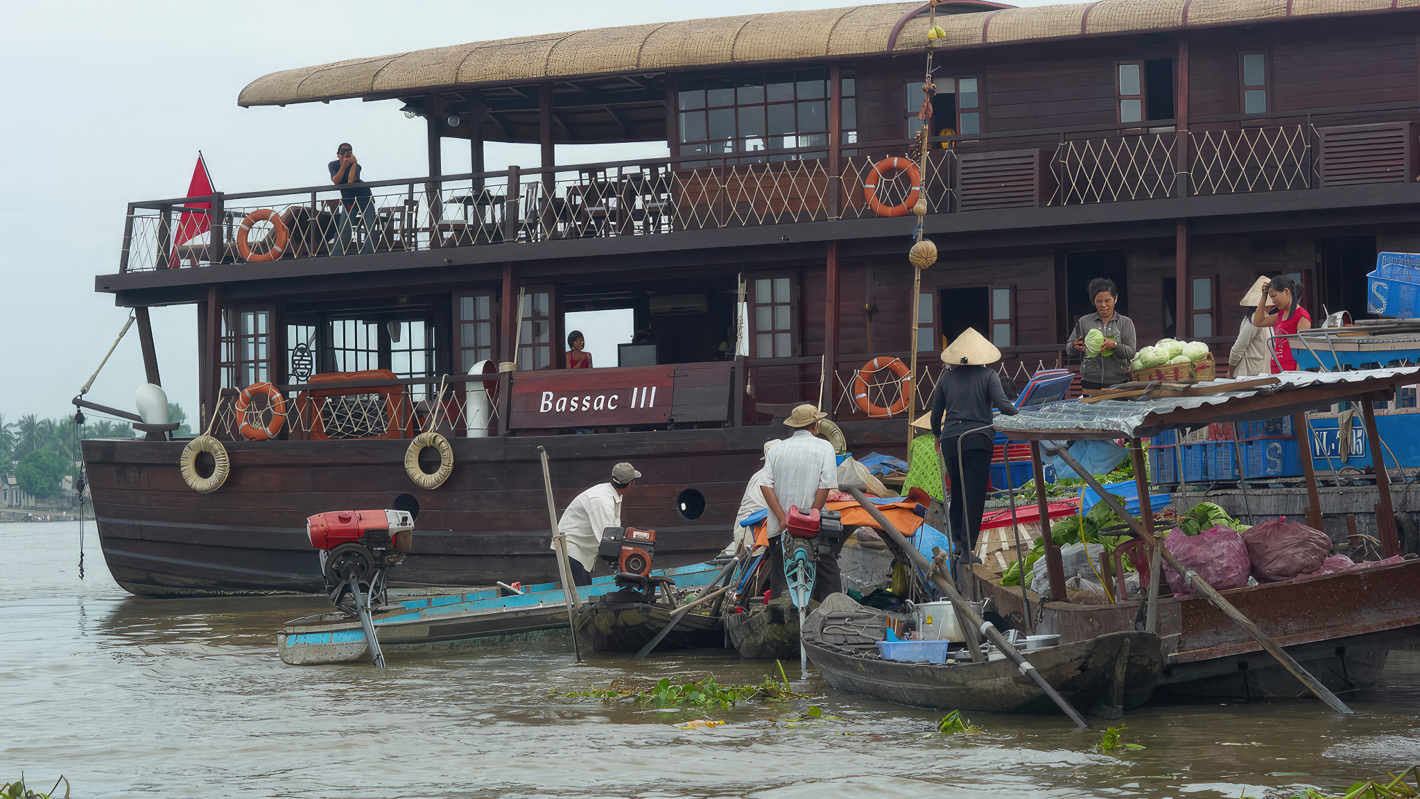 Bustling view in the river