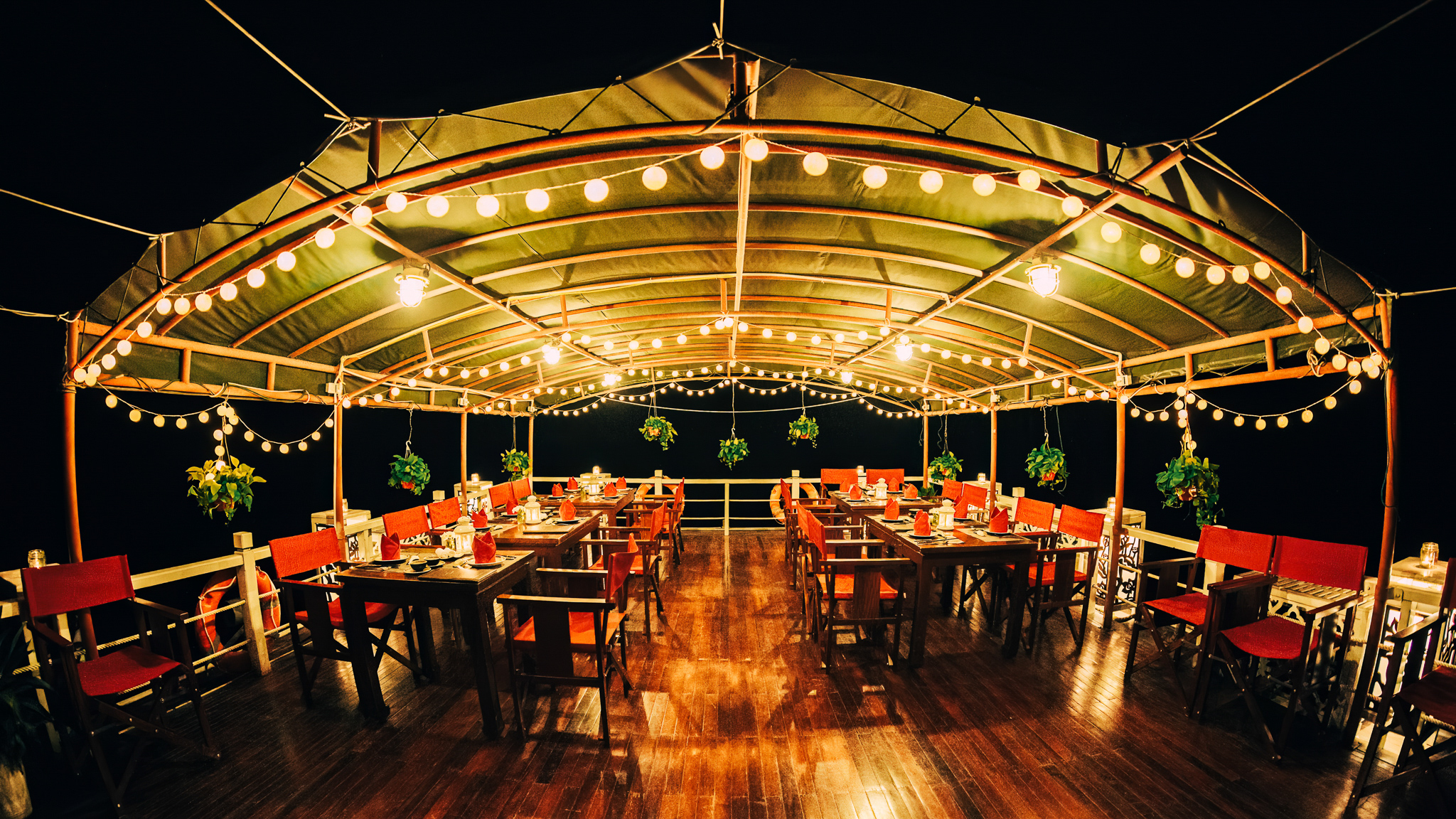 Renea Sundeck Topaz Denoise