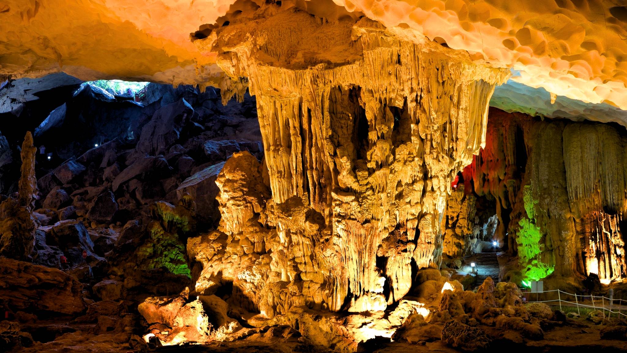 Sung Sot Cave is one of the largest caves in Halong Bay.