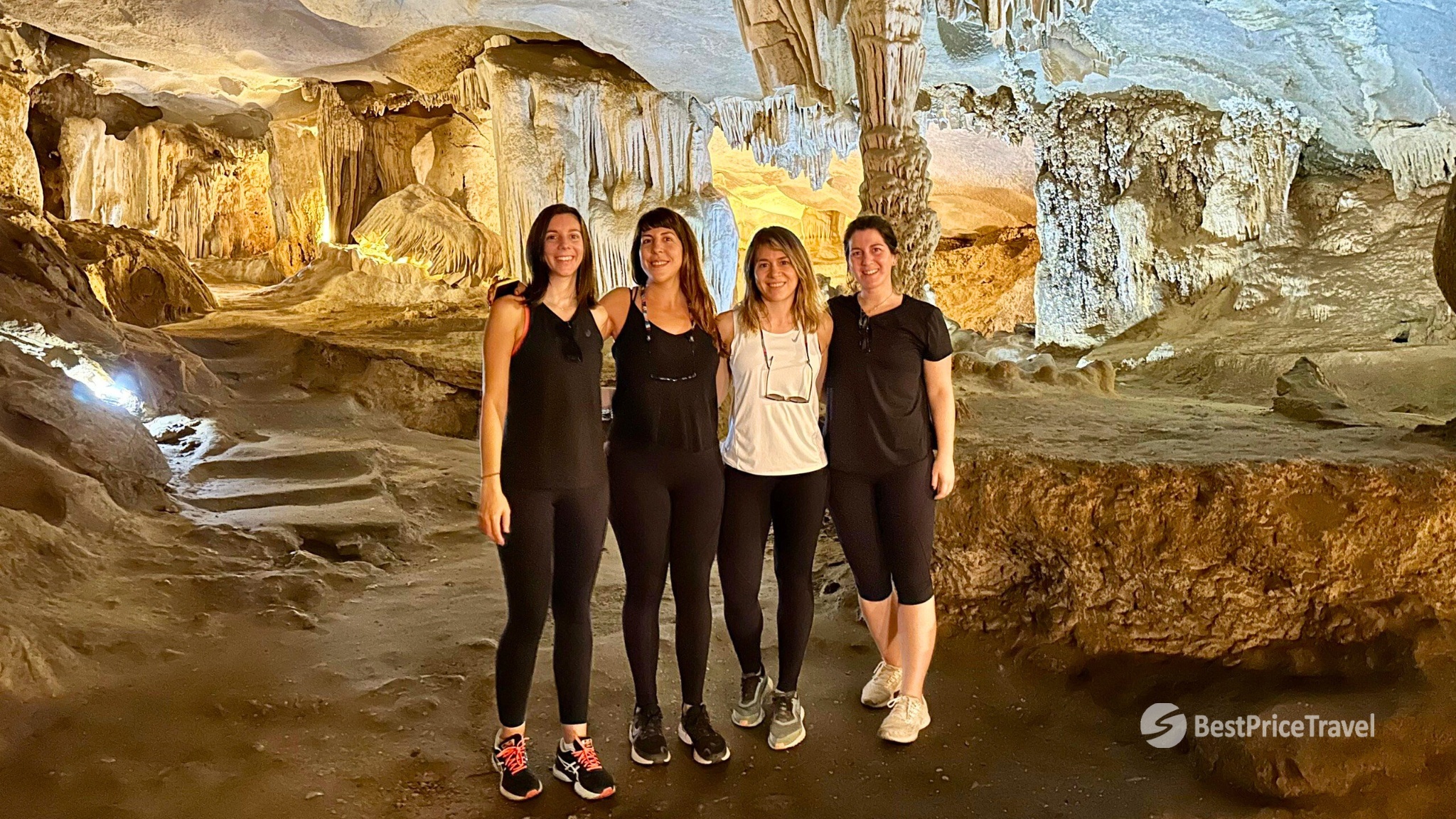 Magnificent view inside Thien Canh Son Cave