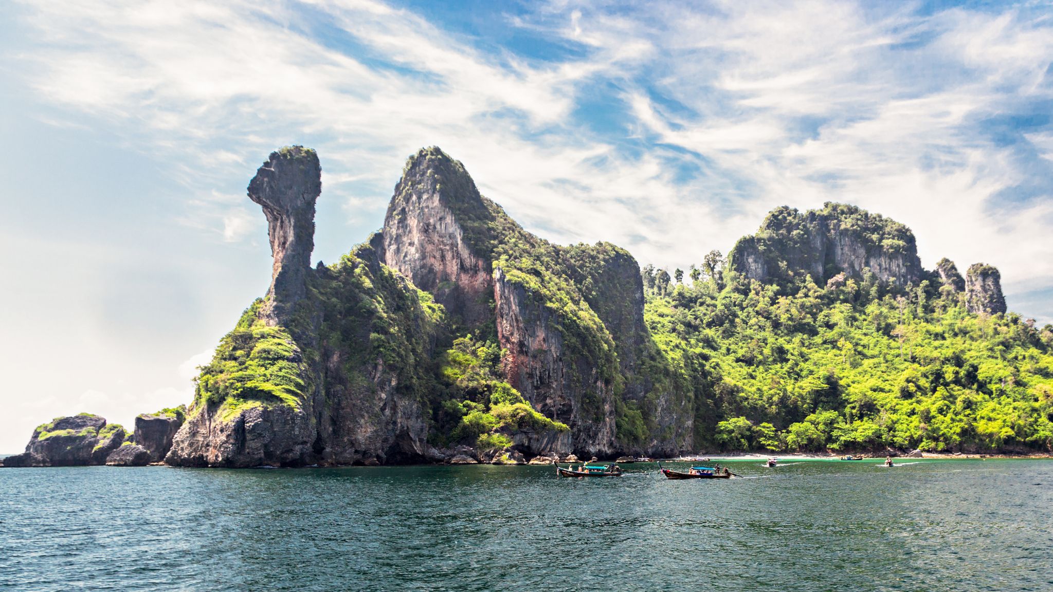 Day 5 Embark The Exciting 04 Islands Tour