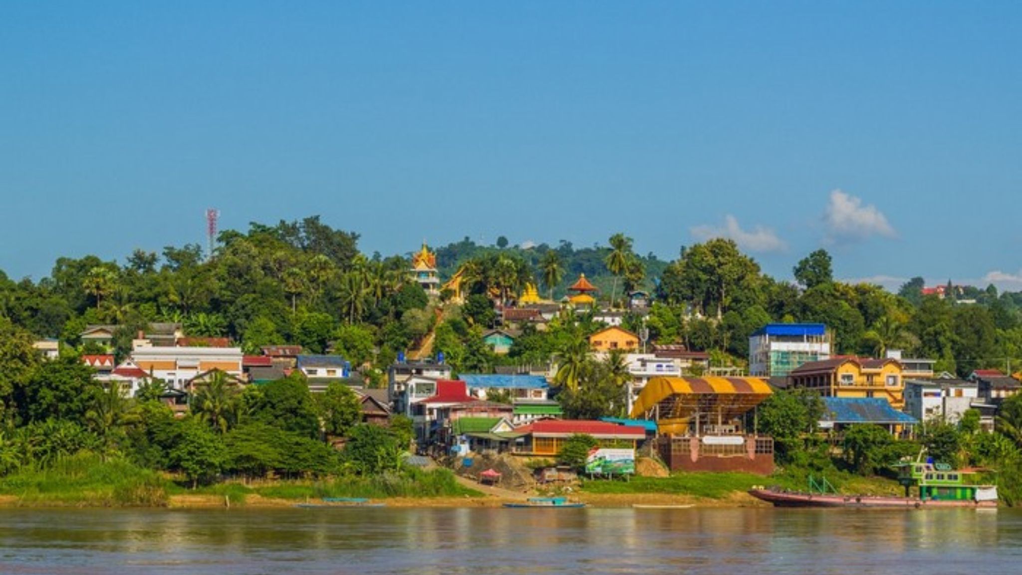 Day 1 Houayxay A Mix Of Natural Beauty And Cultural Experiences