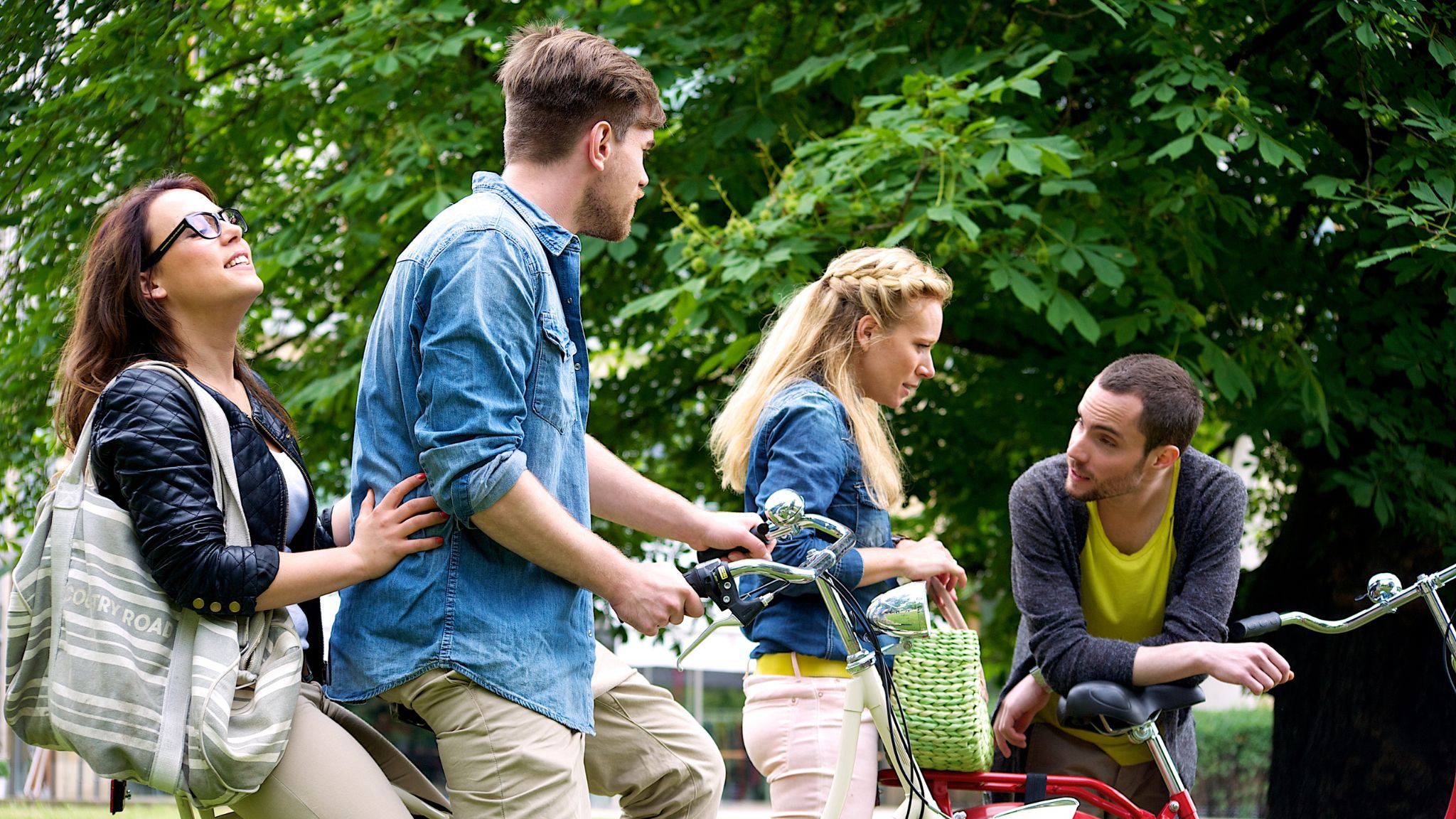 Day 2 Experience Cycling To Explore The Stunning City