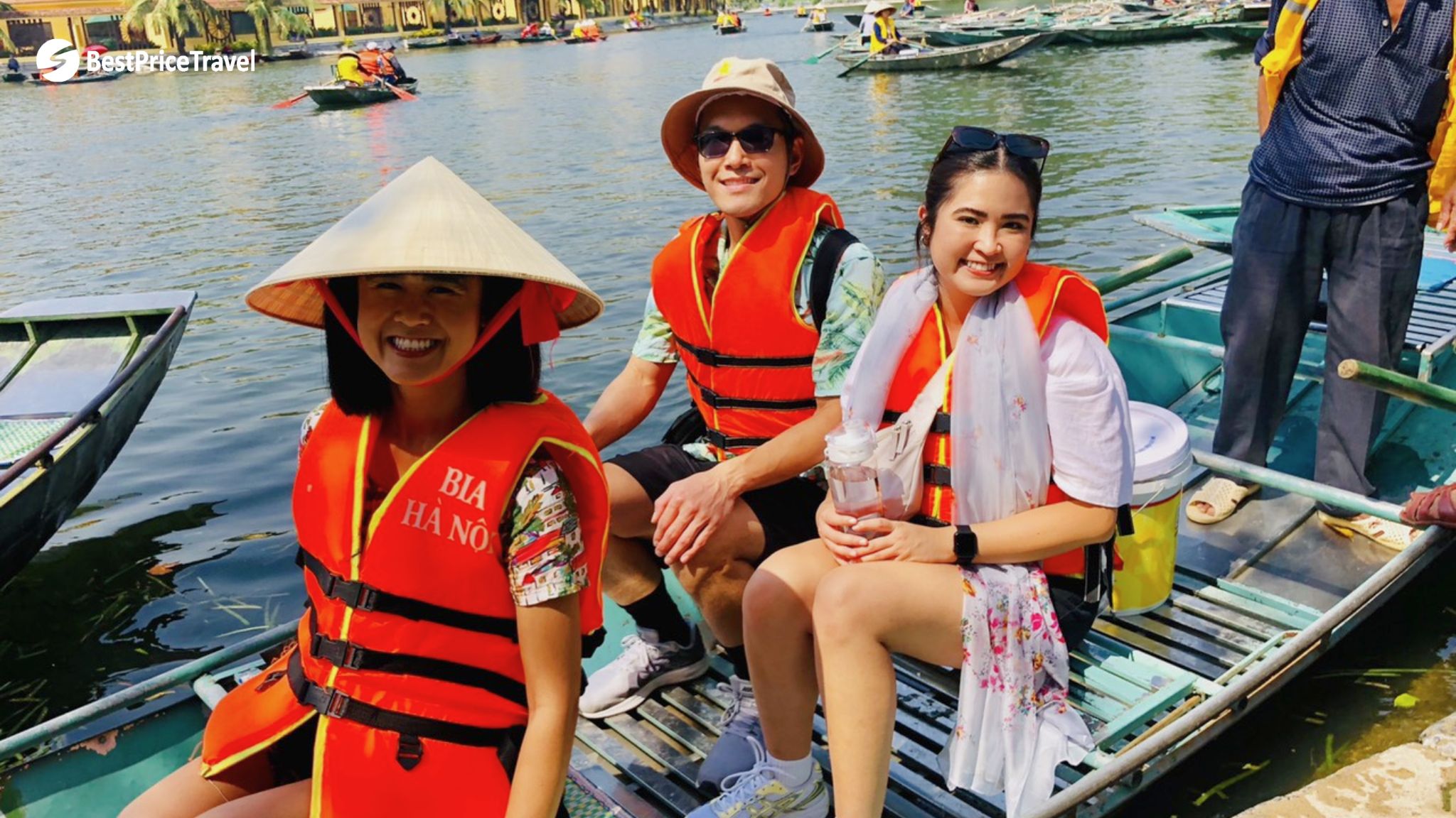 Day 1 Take A Fascinating Boat Trip To Explore The Dazzling Nature