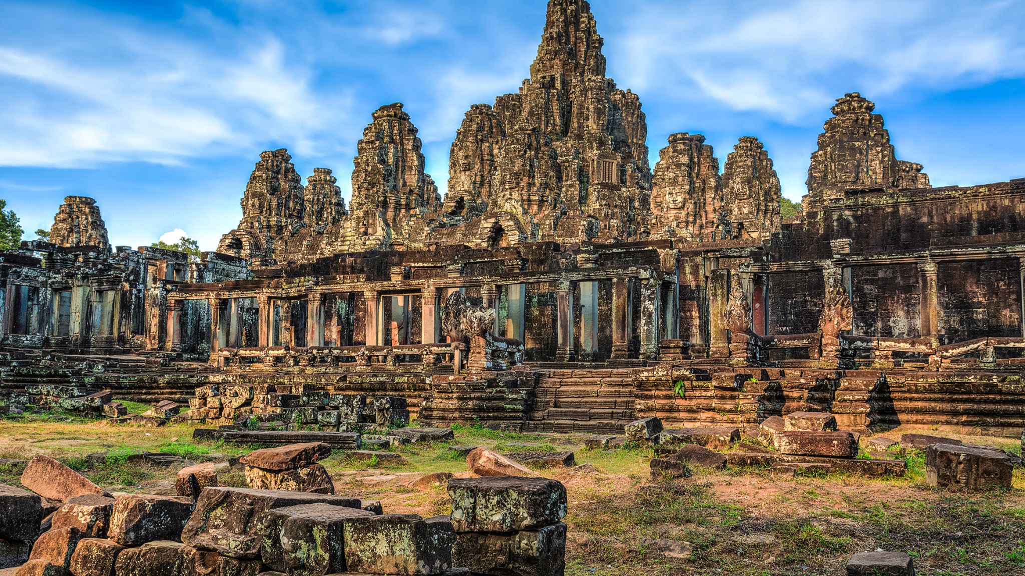 Explore The Majestic Of Angkor Thom