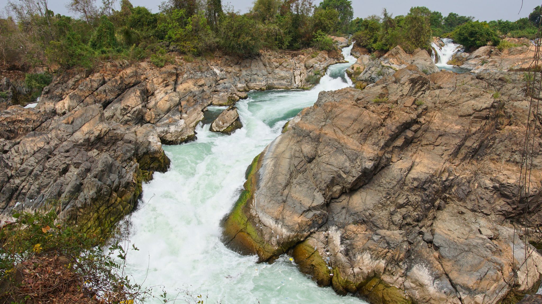 Day 7 Watch The Stunning Waterfall In Don Khone