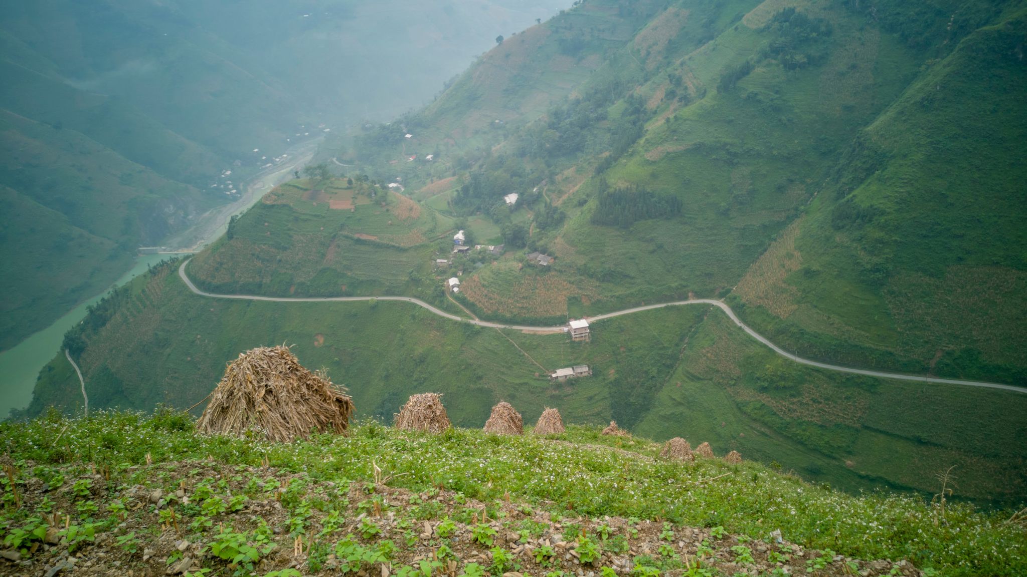 Day 5 Stunning View Mountain Landscape In Meo Vac