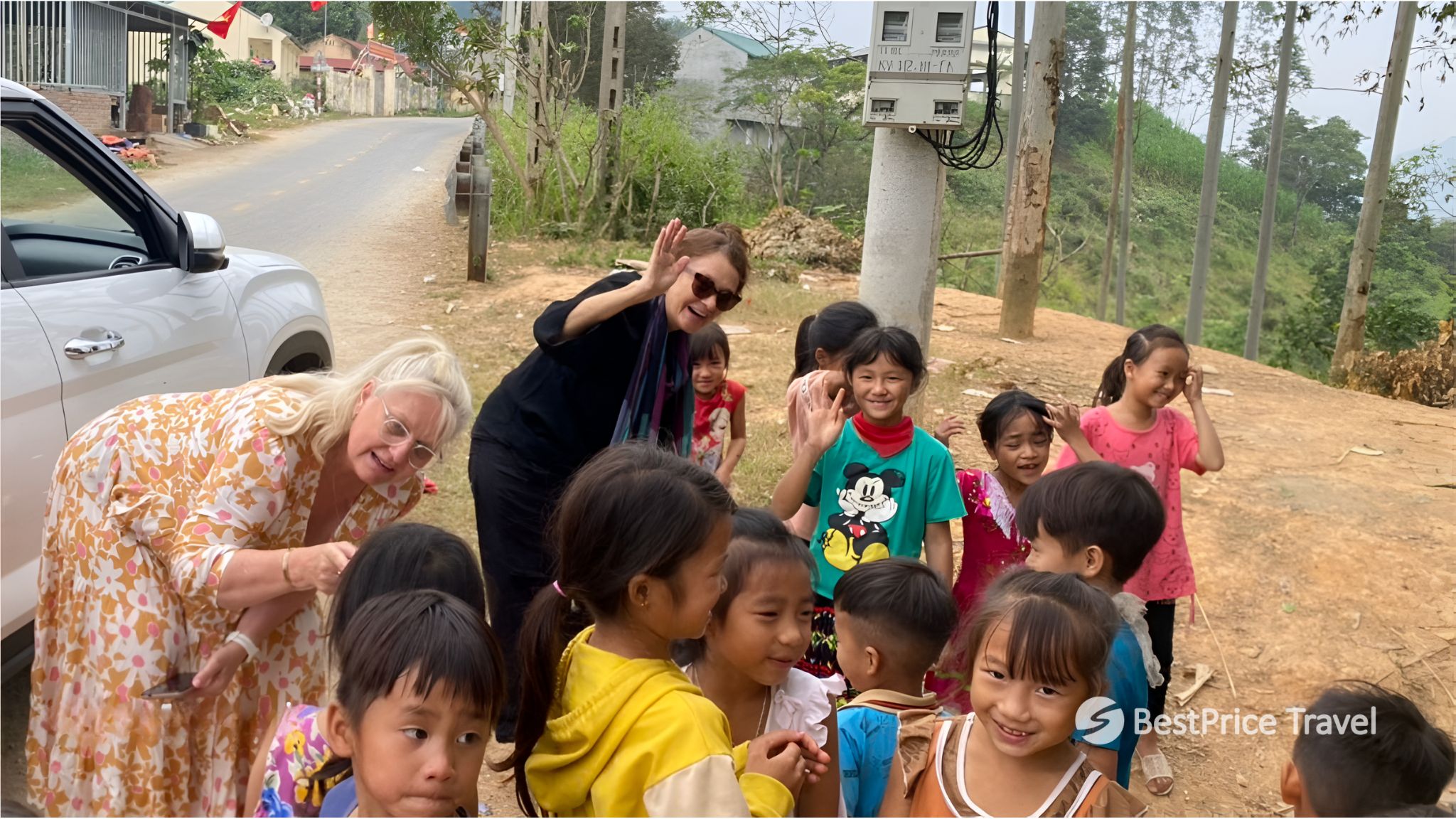 Day 6 Tourists Interact With Local People