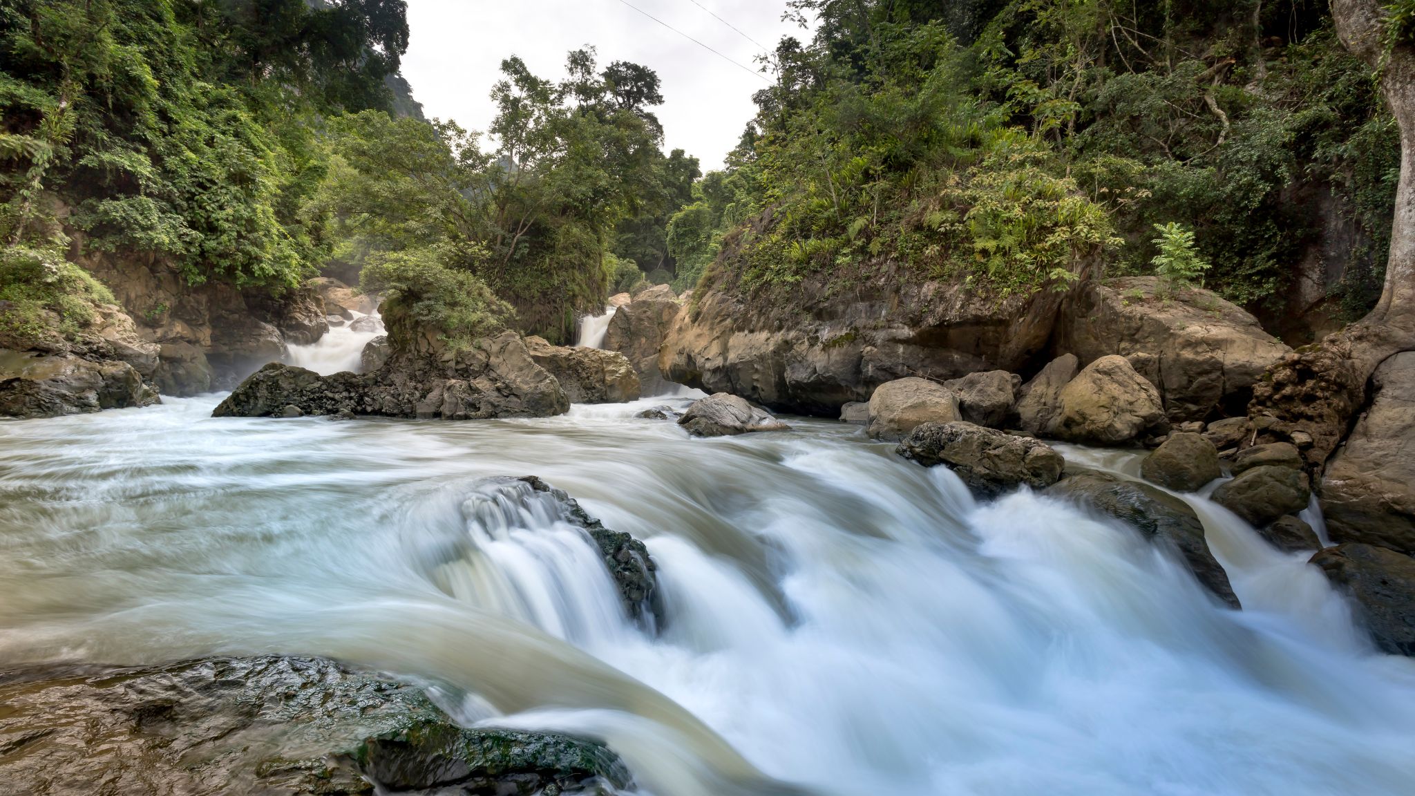 Day 6 Admire The Majestic Beauty Of Dau Dang Waterfall