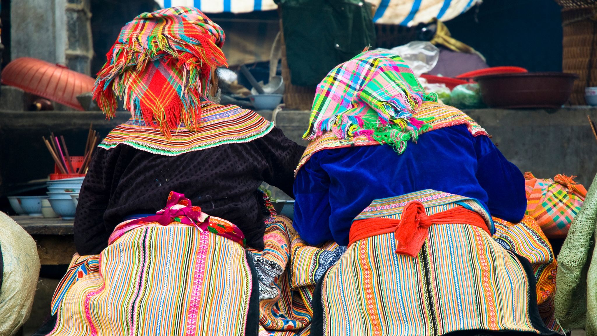 Day 4 Colorful Dressed H'Mong Women At Bac Ha Market