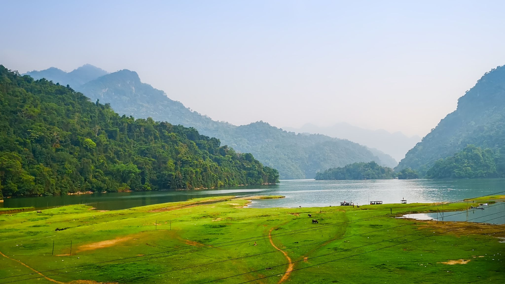Day 2 Join A Boat Tour In Ba Be Lake