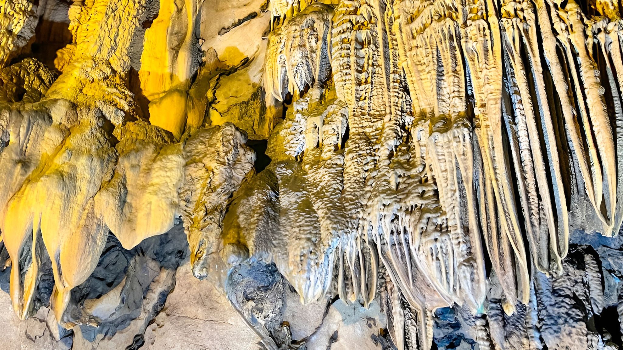 Day 10 Explore Mysterious And Majestic Caves